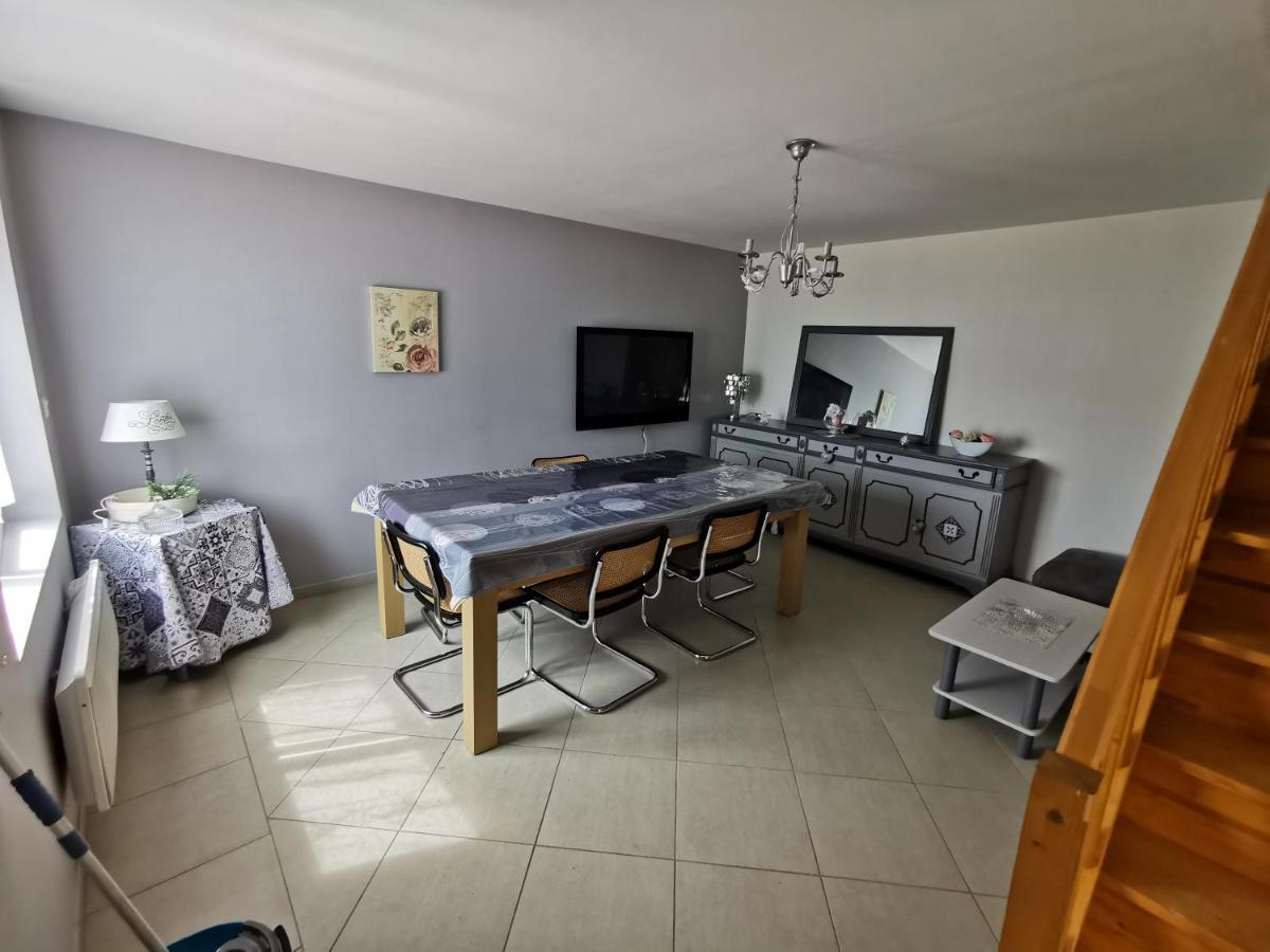 Logis De Reuneubeul Les Peintures Kültér fotó